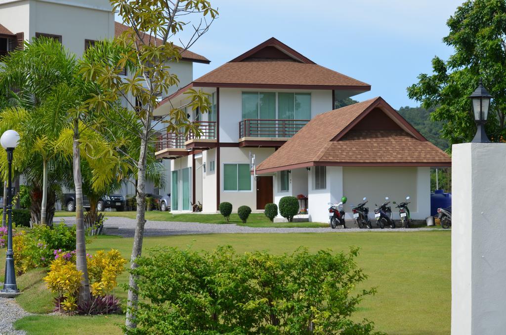 Tai-Pan Resort And Condominium Hua Hin Exterior photo