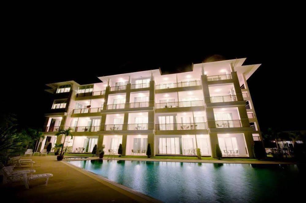 Tai-Pan Resort And Condominium Hua Hin Exterior photo