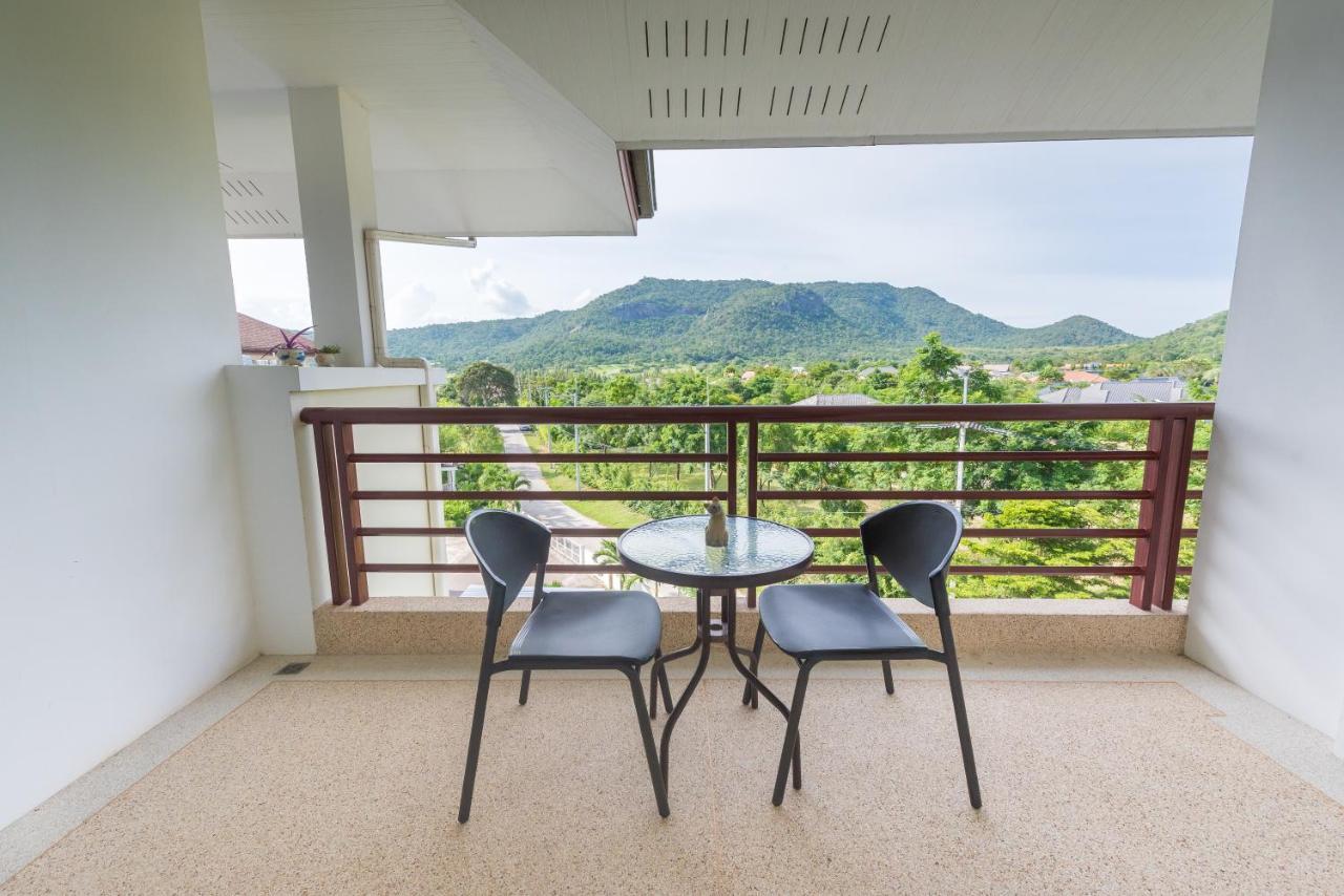 Tai-Pan Resort And Condominium Hua Hin Exterior photo